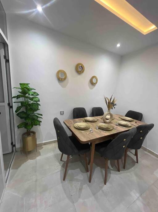Appartement De Luxe Tanger Exterior foto